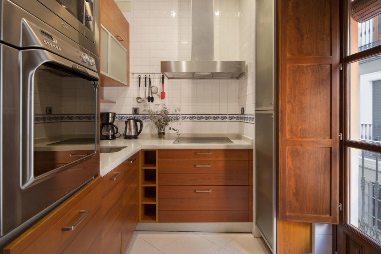 Lateral Suite Rodo Севилья Экстерьер фото