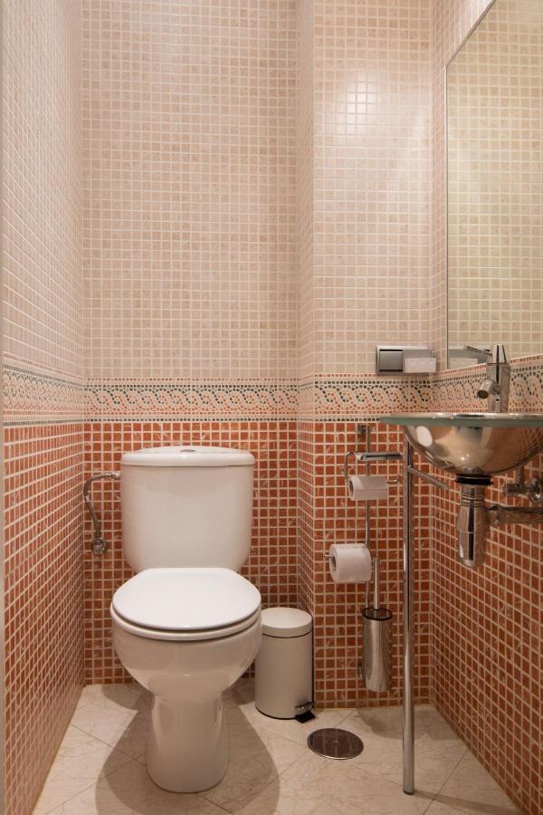 Lateral Suite Rodo Севилья Экстерьер фото