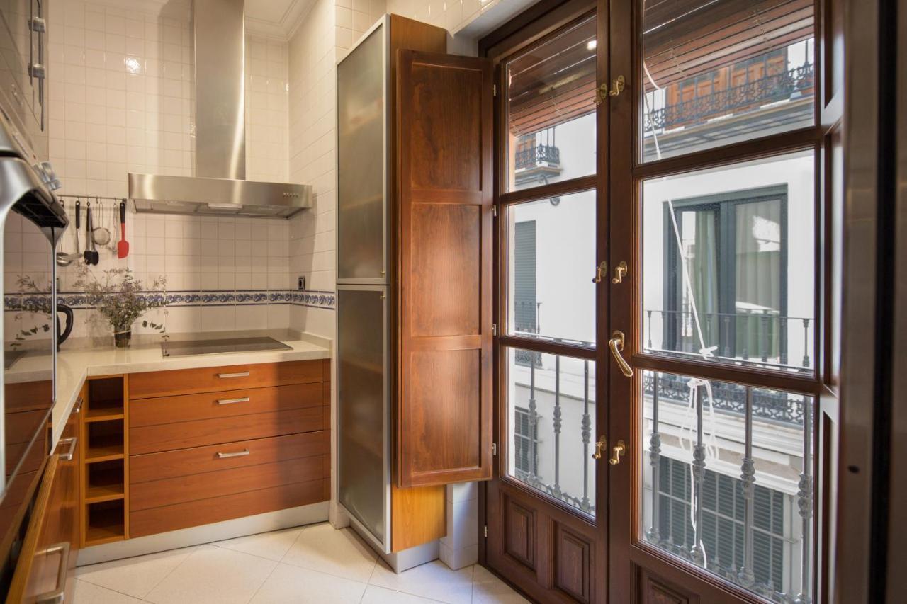 Lateral Suite Rodo Севилья Экстерьер фото