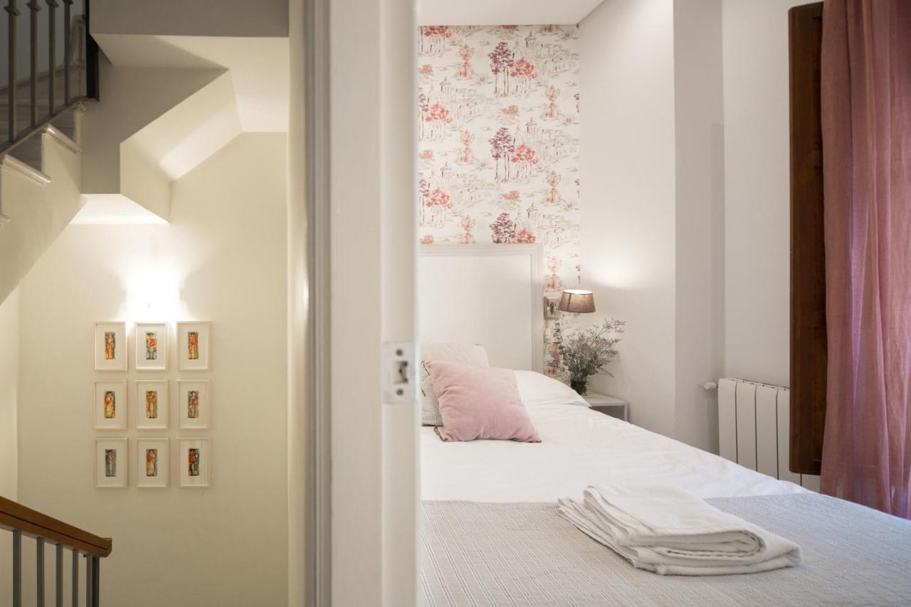 Lateral Suite Rodo Севилья Экстерьер фото